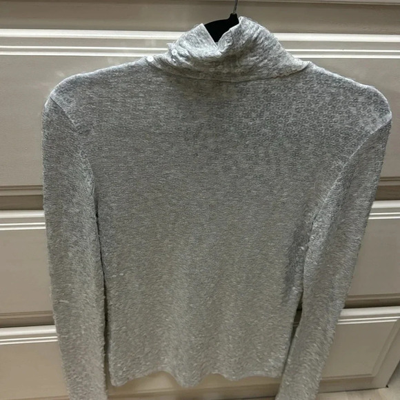 NEW Express Sequin Long Sleeve Turtleneck Top Women’s SZ Small in Medium Gray - Picture 7 of 7